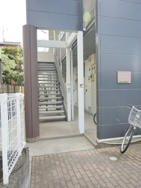 エントランス　★お部屋探しはタウンハウジング稲田堤店まで★