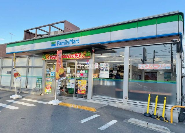 コンビニ　ファミリーマート（コンビニ）まで1003m
