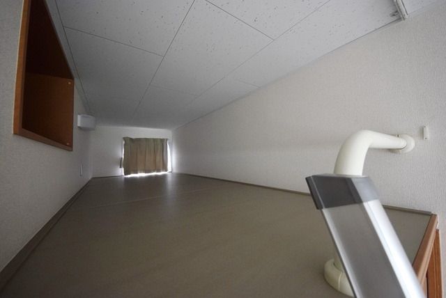 その他共有部分　屋根付き駐輪場完備