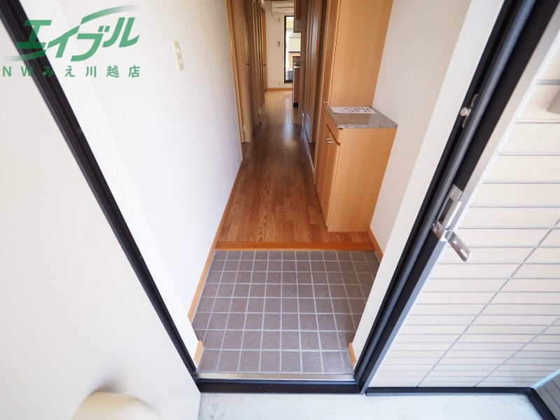 玄関　別部屋参考写真です