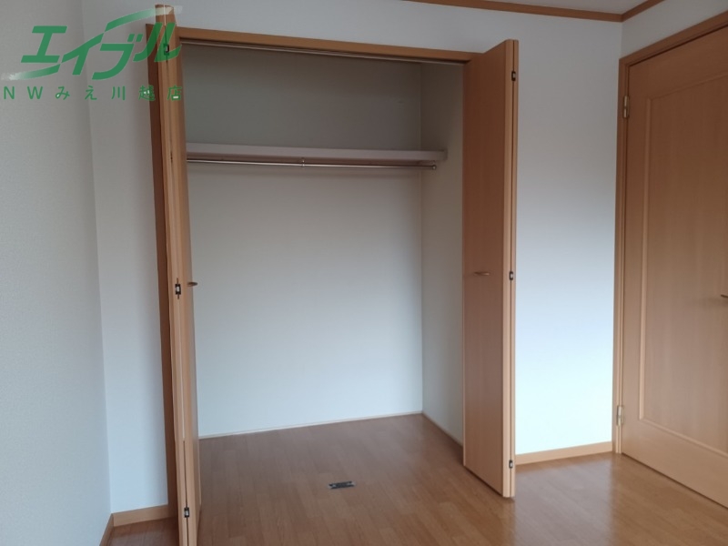 収納　別部屋参考写真です