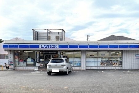 コンビニ　ローソン（コンビニ）まで250m