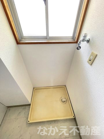 その他　ゆったり過ごせる居間です