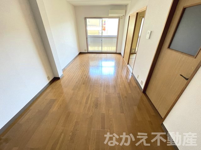 居室・リビング　使いやすい居間です
