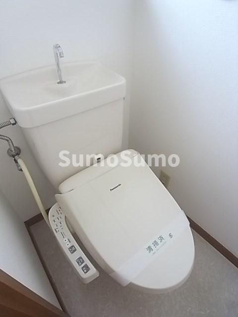 トイレ　ゆったりとした空間のトイレです