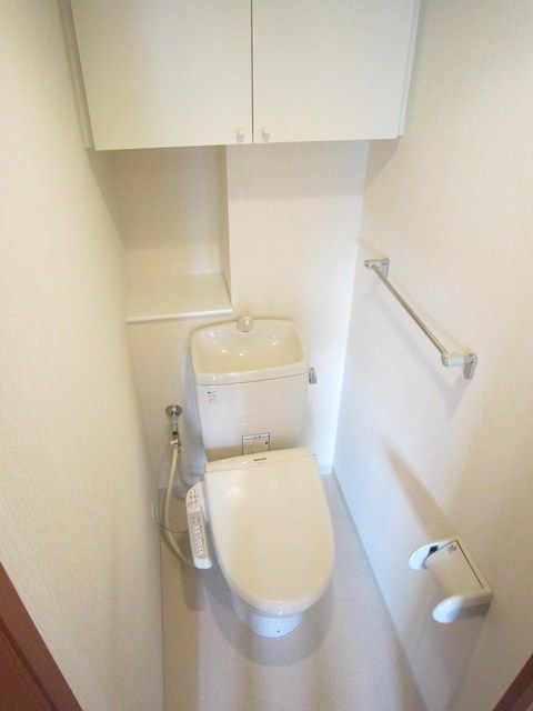 トイレ　ウォシュレット