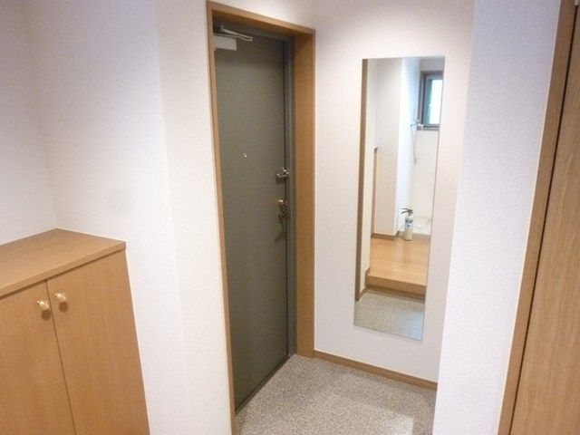 玄関　参考写真