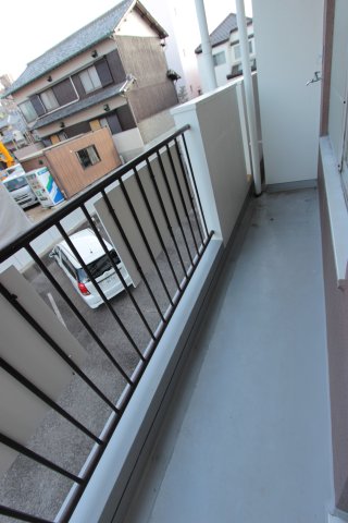 バルコニー　写真はイメージです。色仕様は現況優先になります。
