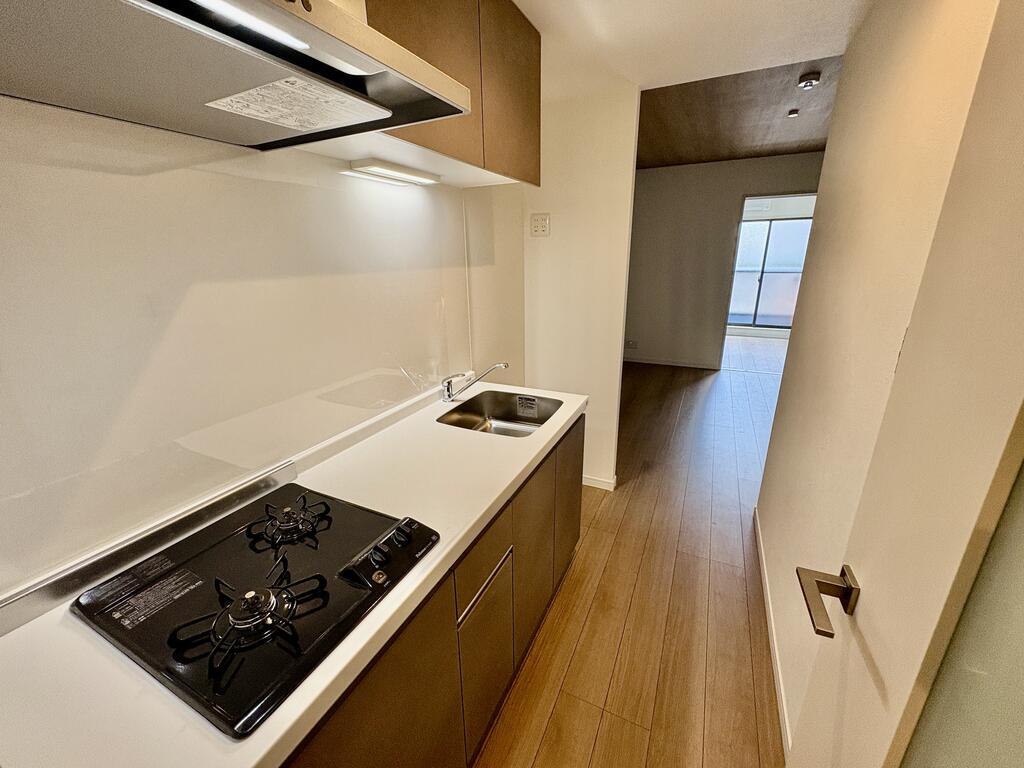 キッチン　※同建物の別のお部屋の写真です。