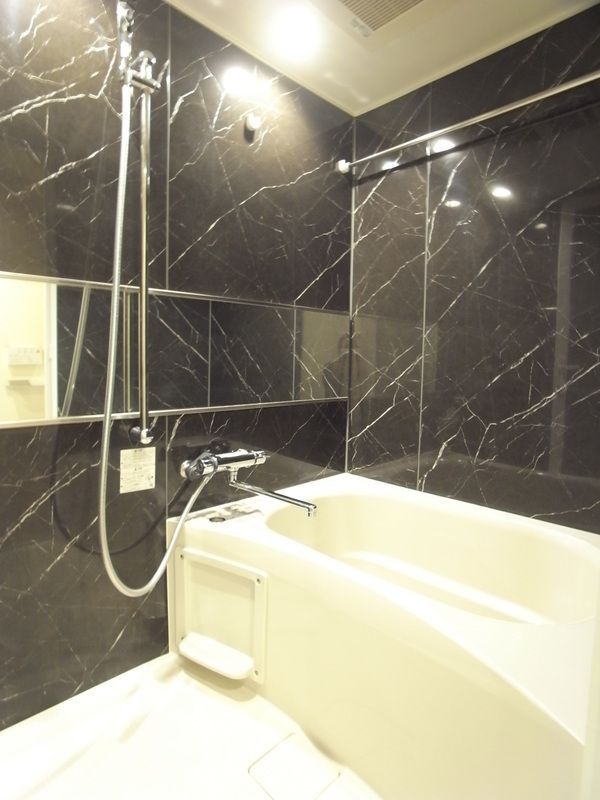 バス・シャワールーム　☆リラックスできるお風呂☆