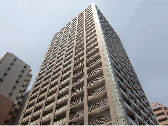 建物外観　新大阪屈指のタワーマンションの登場です！