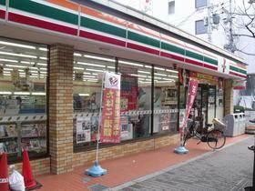 コンビニ　セブンイレブン 大阪宮原4丁目店（コンビニ）まで180m