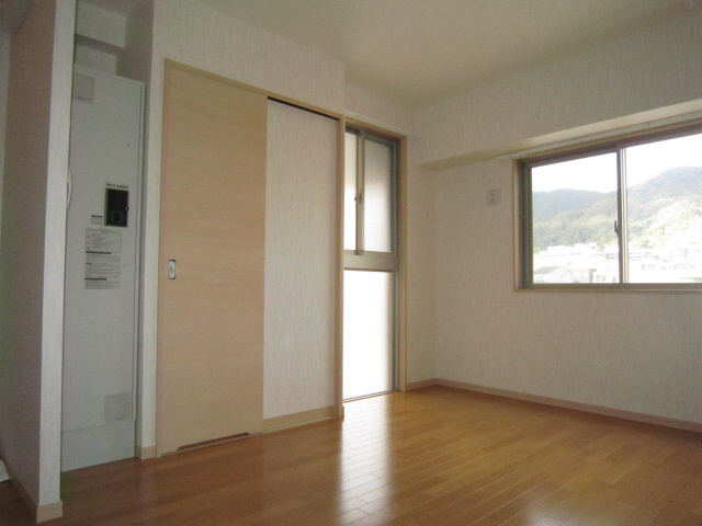 その他部屋・スペース　写真は同マンションの他のお部屋のものです