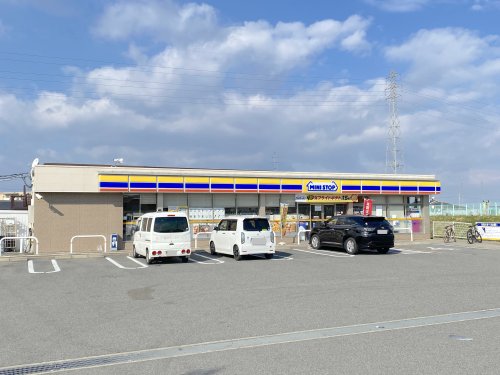 コンビニ　ミニストップ 岸和田摩湯町店（コンビニ）まで933m