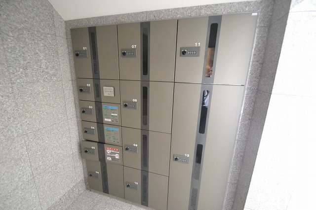 その他共有部分　宅配BOX。忙しく、部屋を空けがちなあなたの味方