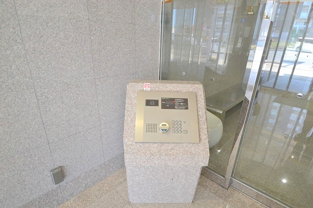 建物外観　全戸南向きで日当り・通風◎