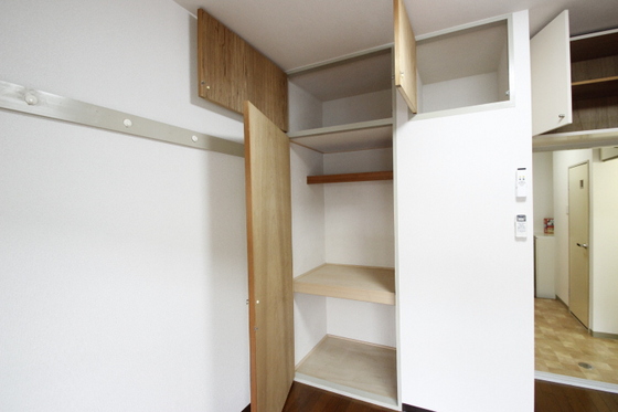 収納　※別部屋の写真です