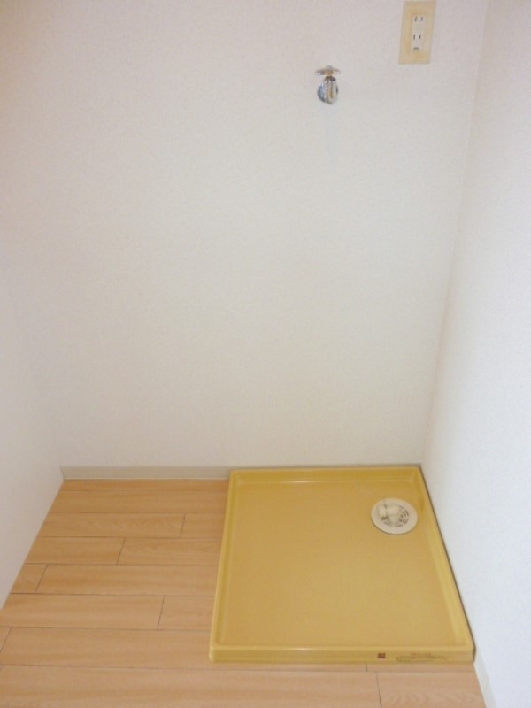 その他設備　室内洗濯機置き場です★