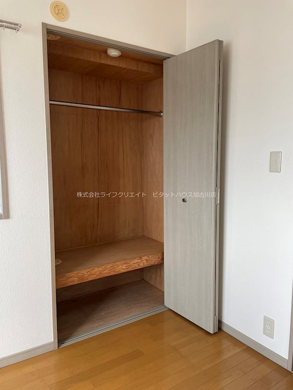 収納　写真は別室