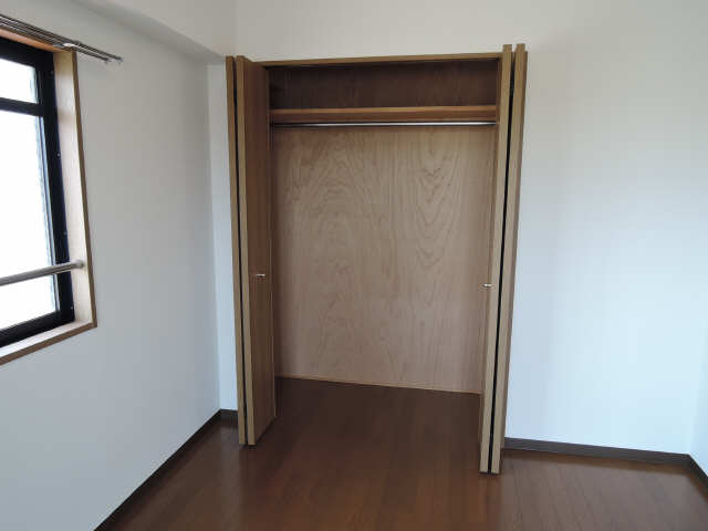 収納　※この写真は同タイプ別室のものです