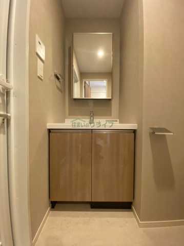 洗面設備　別部屋の写真になります。