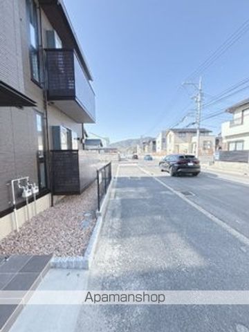 その他　前面道路（その他）まで10m