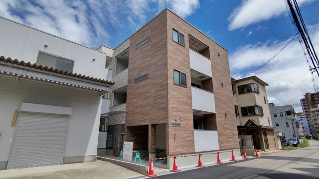 建物外観　設備充実のフジパレスシリーズです