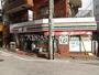コンビニ　セブン-イレブン 中野野方駅東店（コンビニ）まで374m