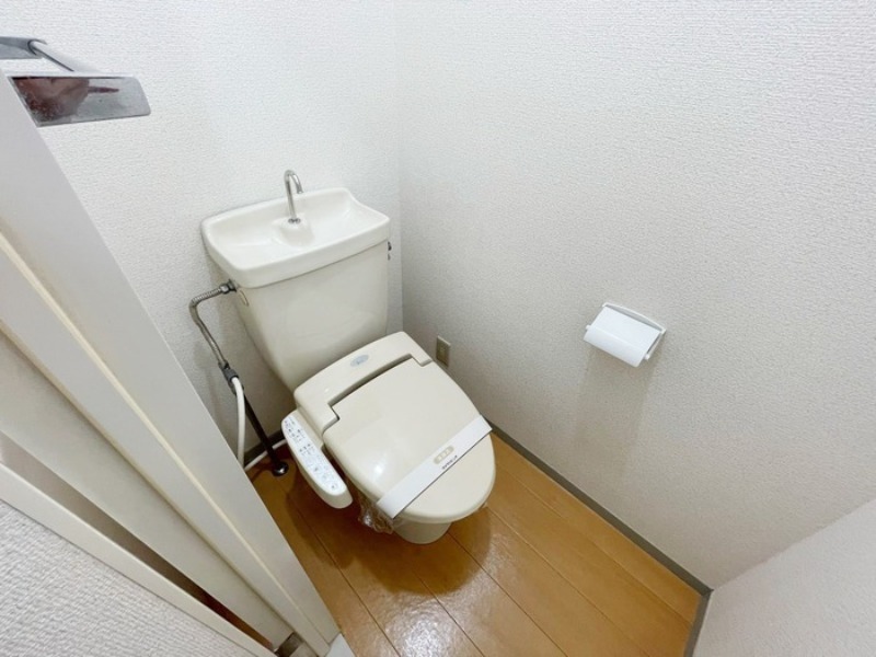 トイレ　図面と現状に相違がある場合には現状を優先