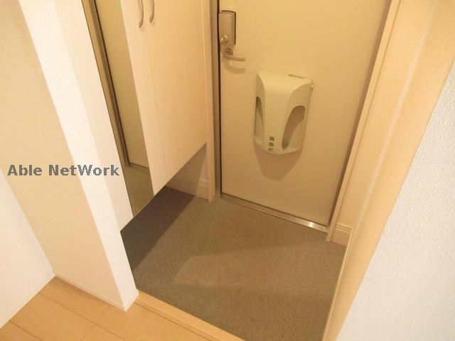 玄関　※同物件別部屋