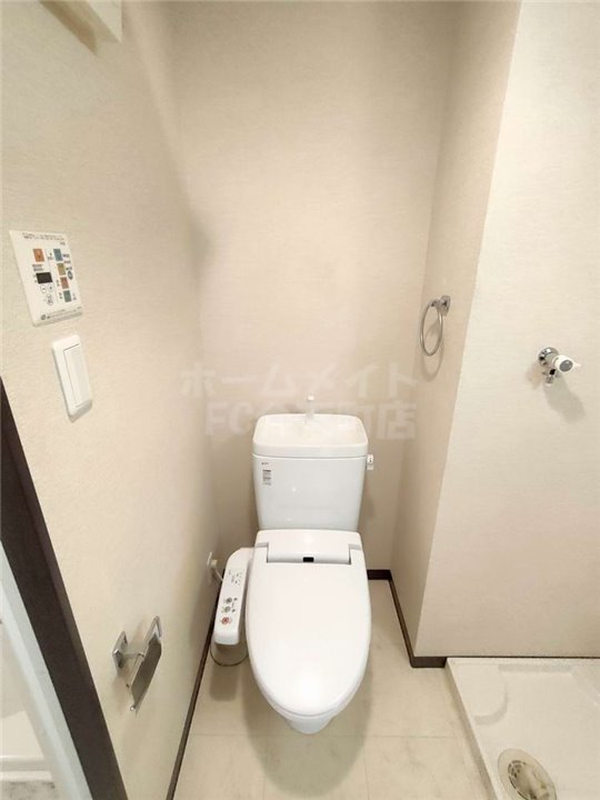 トイレ　落ち着いたトイレです