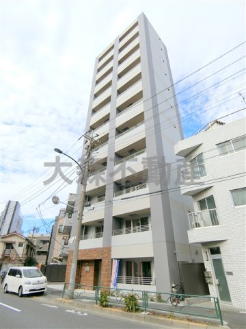 建物外観　2017年10月築　RC鉄筋コンクリート造地上11階建て総戸