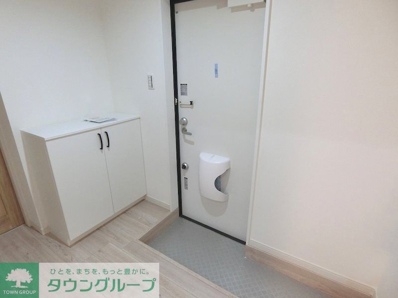 玄関　シューズボックスは棚の高さが調節可能で、ブーツも置けます！