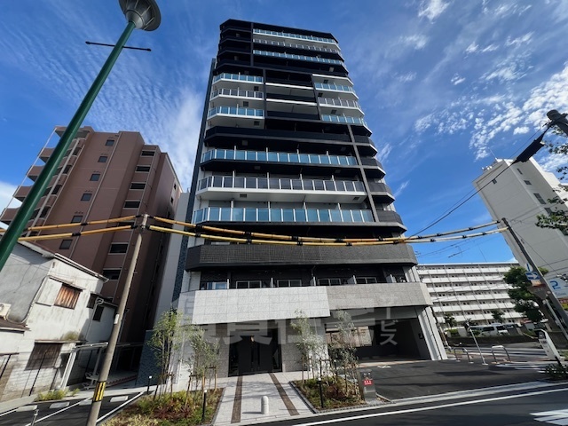 建物外観　建物 外観(横)