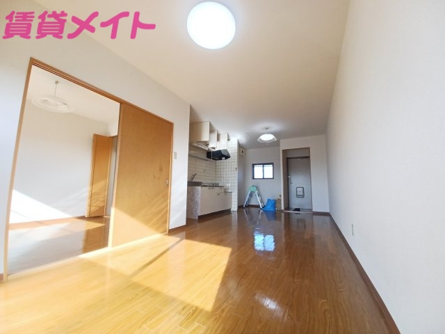 居室・リビング　同タイプの画像です
