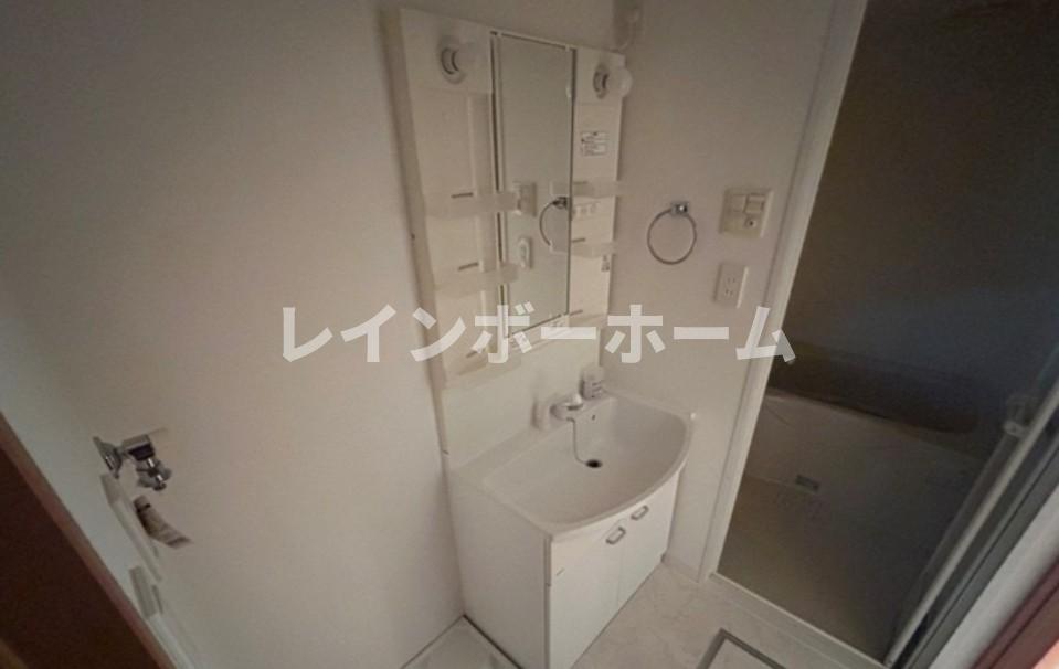 洗面設備　洗面所です