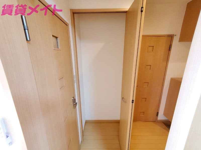 収納　同建物別部屋写真です