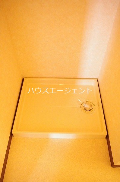 その他　室内洗濯機置き場です。※参考画像