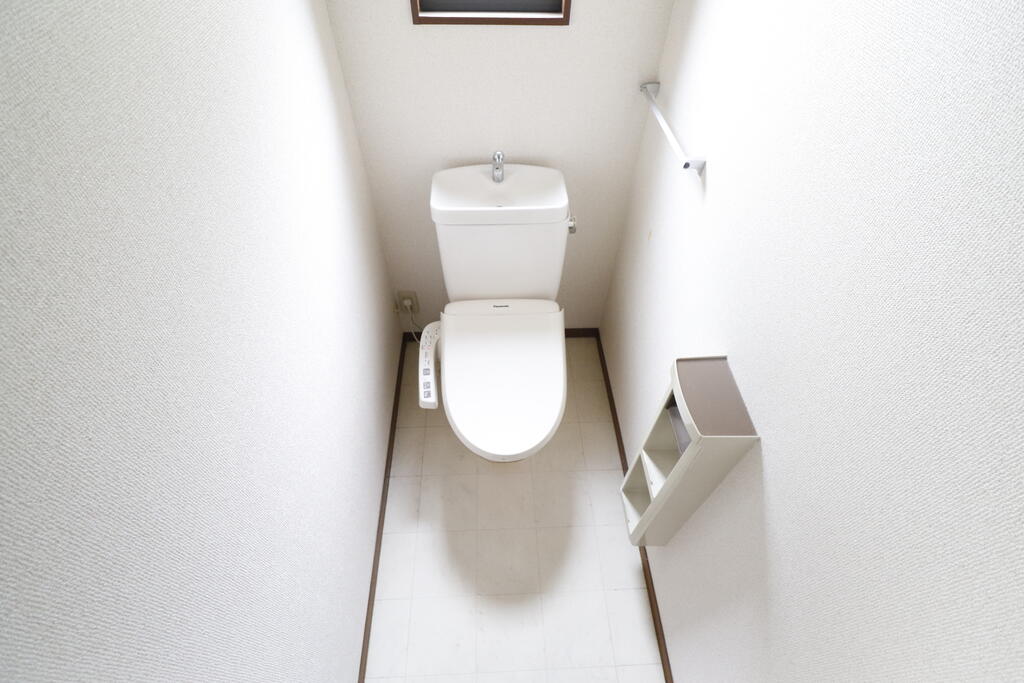 メゾン デラ W B棟のトイレ写真