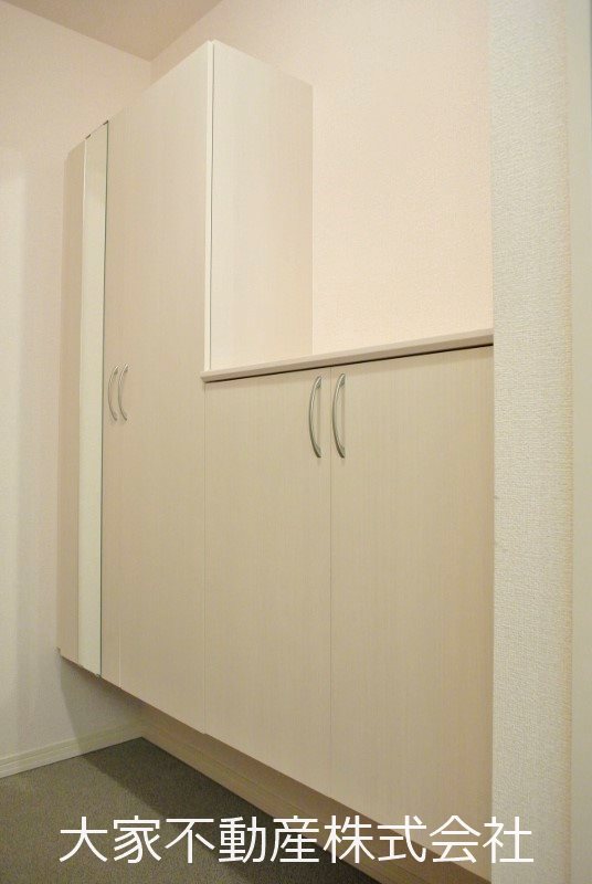 玄関　※別部屋写真の為イメージ。現況優先です。※