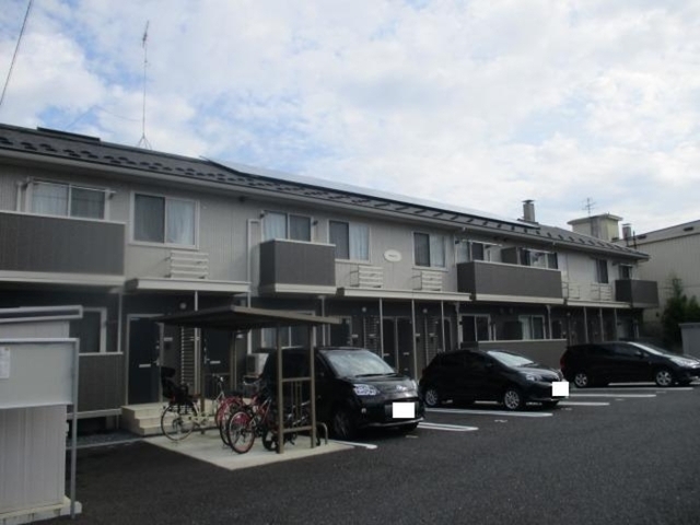 建物外観　駐車場