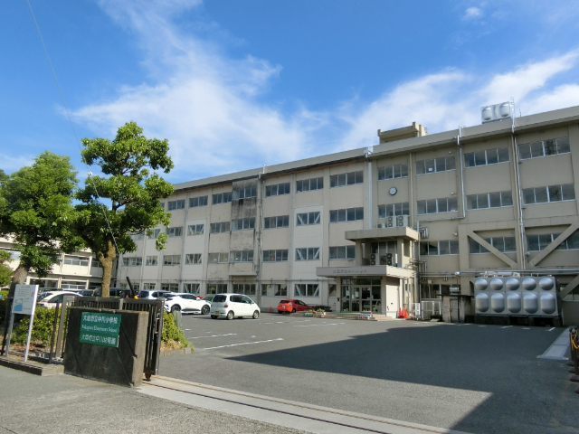 小学校　大垣市立中川小学校（小学校）まで1764m