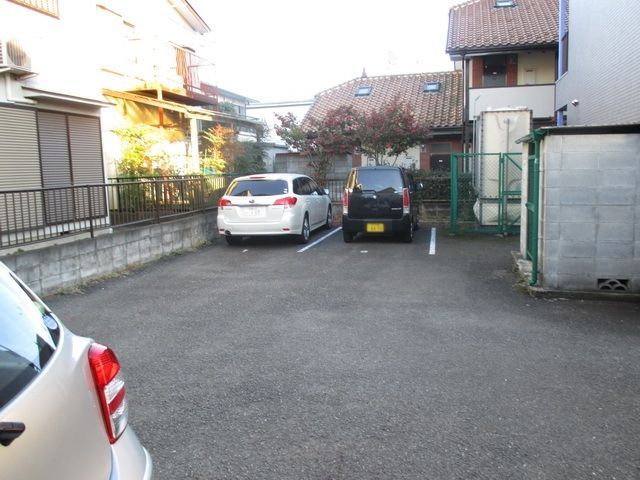 駐車場　★お部屋探しは株式会社タウンハウジング東京まで★