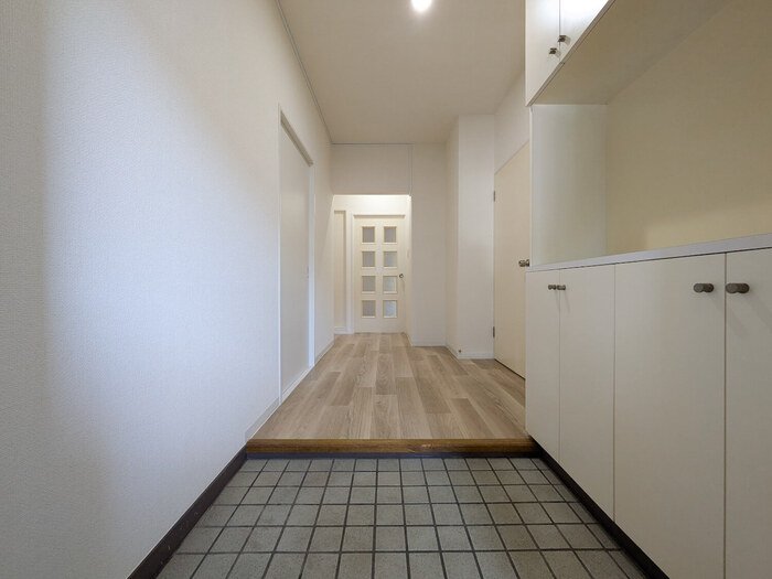 玄関　※他部屋参考写真