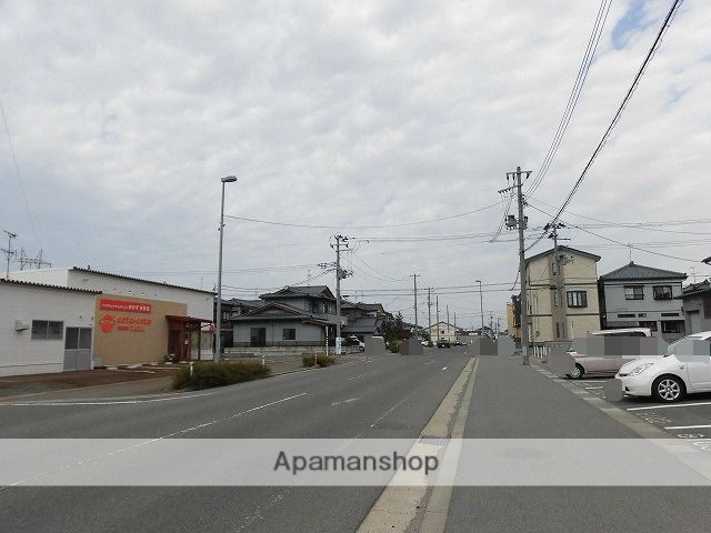 その他　前面道路（その他）まで0m