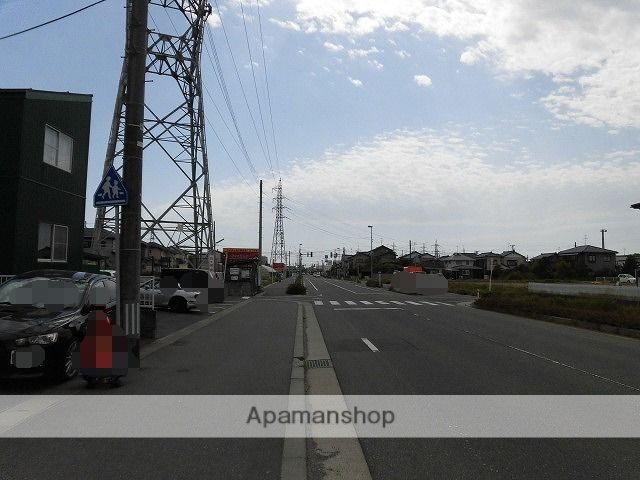 その他　前面道路（その他）まで0m