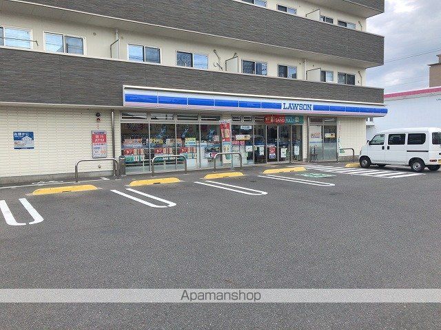 コンビニ　ローソン（コンビニ）まで623m