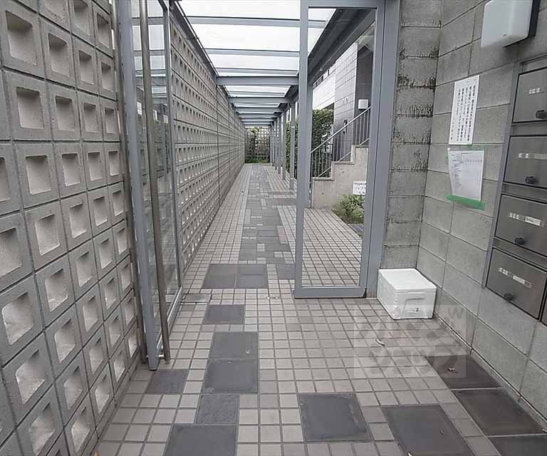 その他共有部分　建物入り口です