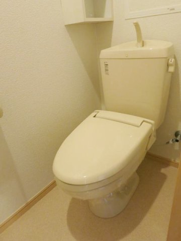 トイレ　清潔感のあるトイレです