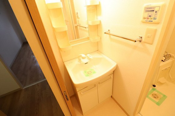 洗面設備　※別部屋の写真です